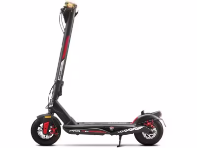 https://www.decathlon.fr/p/sac-de-frappe-pied-poing-32-kg-adulte/_/R-p-327521?mc=8600730&c=noir
