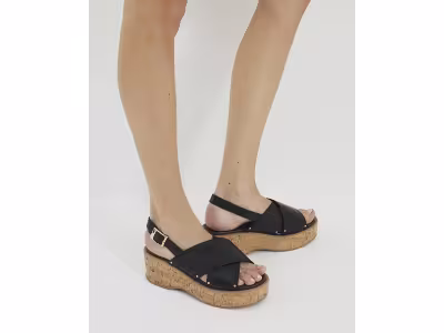 Sandales compensées noires à brides croisées et à l'arrière