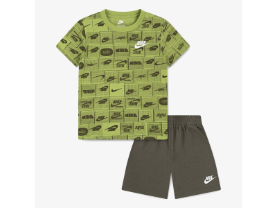 Nike - Ensemble t-shirt + short