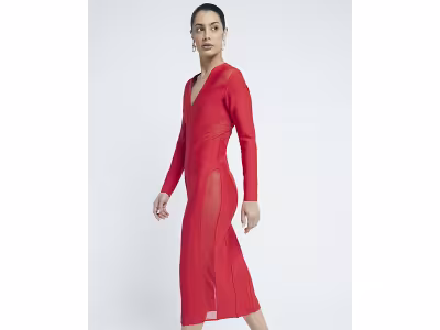 Robe midi moulante en maille rouge