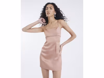 Mini-robe nuisette en satin marron