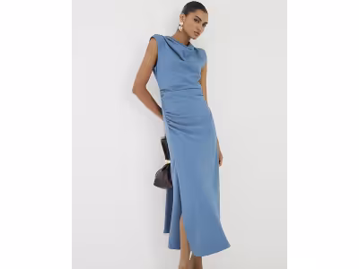 Robe midi bleue sans manches à col bénitier