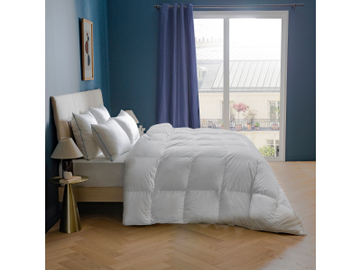 Couette chaude - 50% duvet d'oie et canard - 400 g/m²