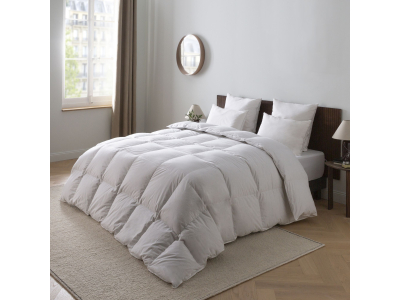    Couette chaude - 70% duvet 30% plumettes d'oie et de canard
