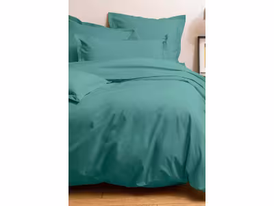  Description Housse de couette en percale de coton.  Marque Tradition des Vosges. Coloris : bleu canard Matière : 100% percale de coton - 80 fils/cm² Entretien : lavage à 60°C La marque Bon à savoir                          TRADITION DES VOSGES Housse de couette en percale de coton 80 fils/cm² - Bleu canard